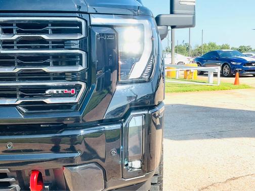 2024 GMC Sierra 2500 AT4