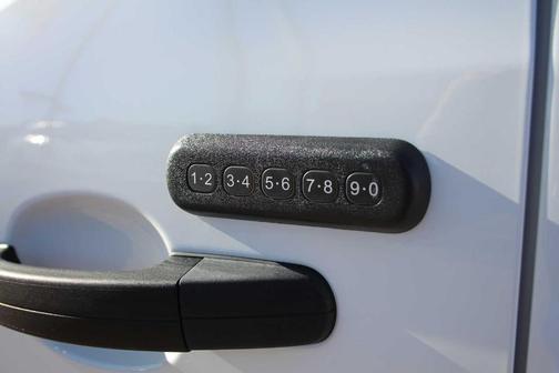 2024 Ford Transit-250 148 WB Medium Roof Cargo