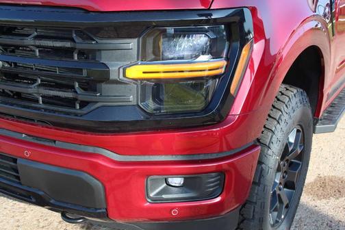 Ruby Red Metallic Tinted Clearcoat 2026 Ford F-150 XLT
