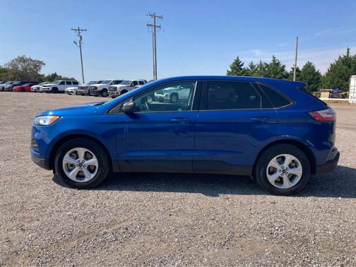 2021 Ford Edge SE