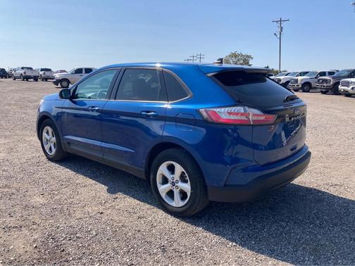 2021 Ford Edge SE