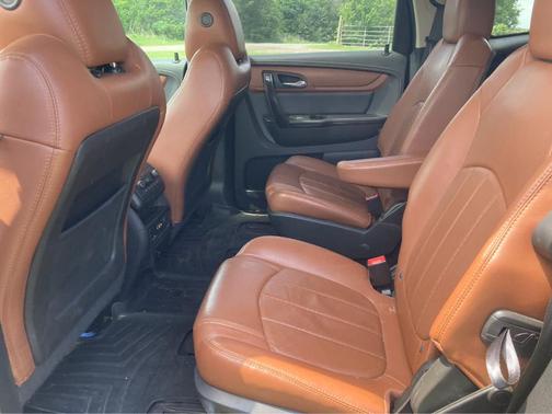 Champagne Silver 2017 Chevrolet Traverse Premier