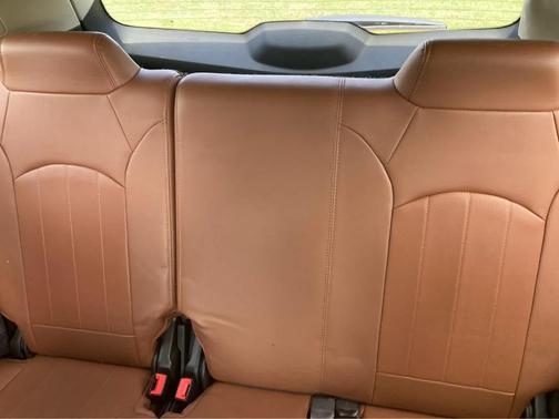 Champagne Silver 2017 Chevrolet Traverse Premier