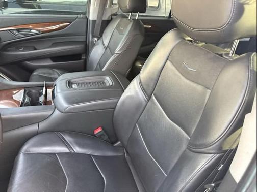 2019 Cadillac Escalade ESV Premium Luxury