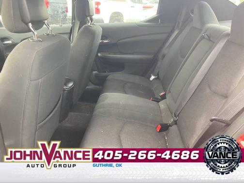 2012 Dodge Avenger SE