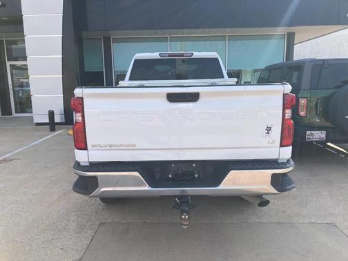 Summit White 2024 Chevrolet Silverado 2500 LT