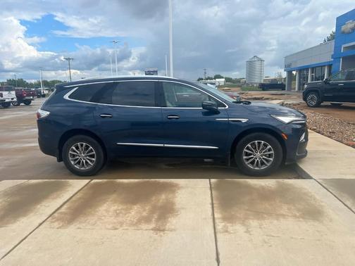 2024 Buick Enclave Essence