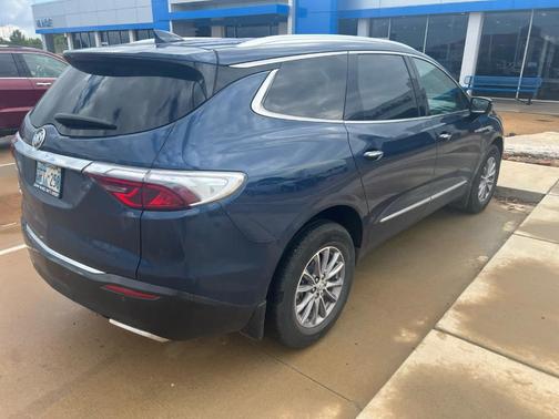2024 Buick Enclave Essence