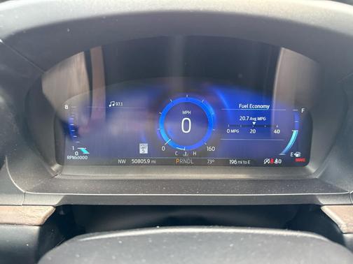 Star White 2023 Ford Explorer Platinum