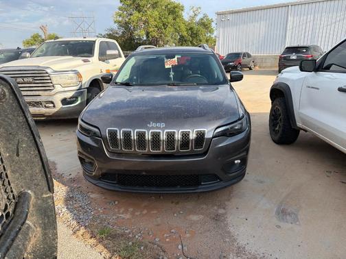 Granite Crystal Clearcoat Metallic 2019 Jeep Cherokee Latitude Plus