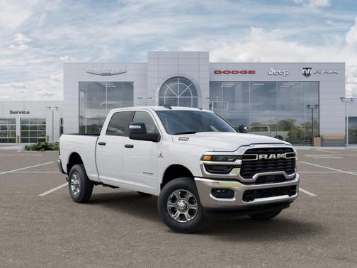 Bright White Clearcoat 2026 RAM 2500 Big Horn