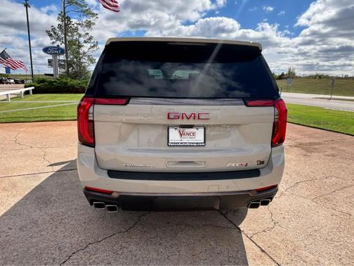 Dune 2027 GMC Yukon AT4
