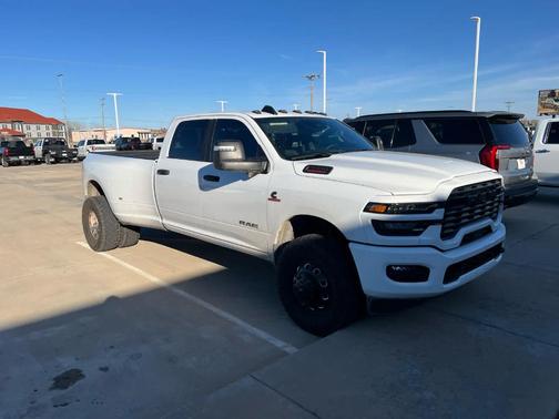 Bright White Clearcoat 2025 RAM 3500 Big Horn