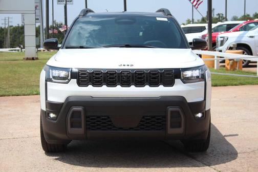 Bright White Clearcoat 2026 Jeep Cherokee Overland