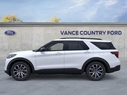 Star White 2026 Ford Explorer ST-Line