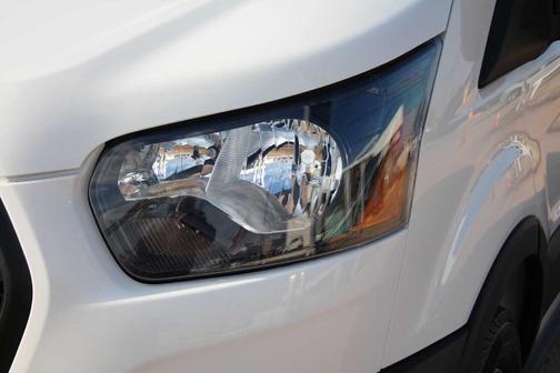 2024 Ford Transit-250 148 WB Medium Roof Cargo