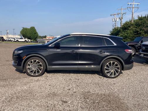 Infinite Black Metallic 2019 Lincoln Nautilus Reserve