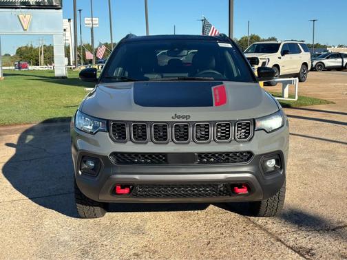 Sting Gray Clearcoat 2027 Jeep Compass Trailhawk