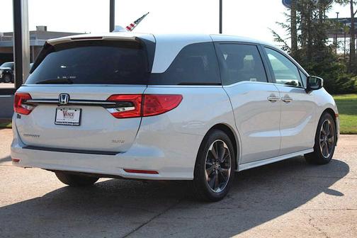 Platinum White Pearl 2022 Honda Odyssey Elite