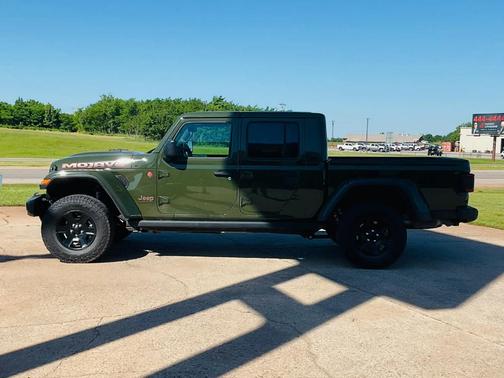 2021 Jeep Gladiator Mojave