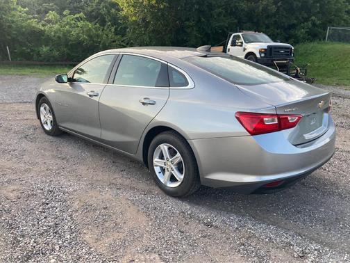 Sterling Gray Metallic 2023 Chevrolet Malibu 1LS