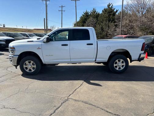 Bright White Clearcoat 2026 RAM 2500 Big Horn