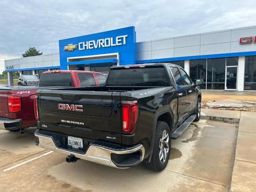 Onyx Black 2024 GMC Sierra 1500 SLT