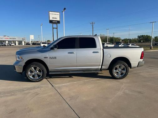 Bright Silver Clearcoat Metallic 2018 RAM 1500 Big Horn