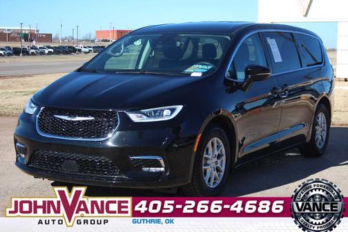 2024 Chrysler Pacifica Touring-L