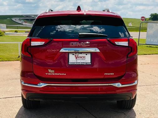 2024 GMC Terrain Denali