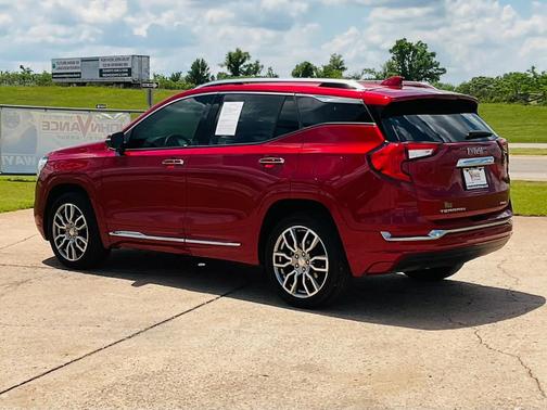 2024 GMC Terrain Denali