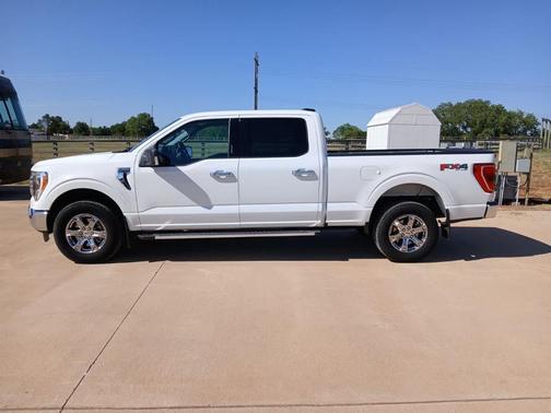 Oxford White 2023 Ford F-150 XLT