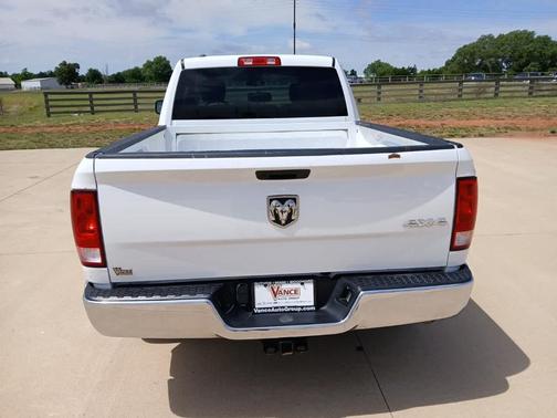 Bright White Clearcoat 2019 RAM 1500 Classic Tradesman