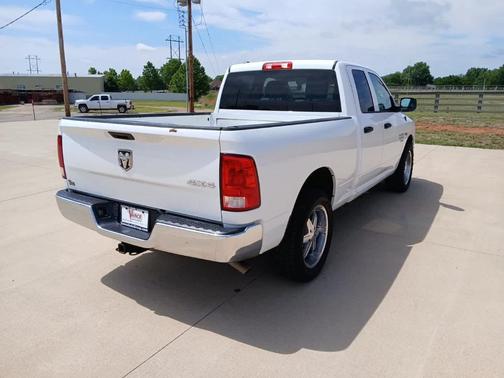 Bright White Clearcoat 2019 RAM 1500 Classic Tradesman