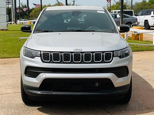 2025 Jeep Compass Sport