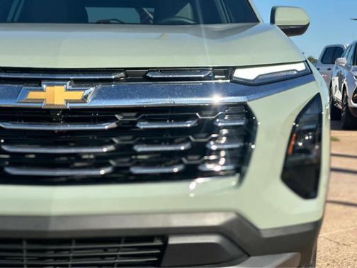 Green 2026 Chevrolet Equinox LT