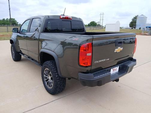 Deepwood Green Metallic 2018 Chevrolet Colorado ZR2