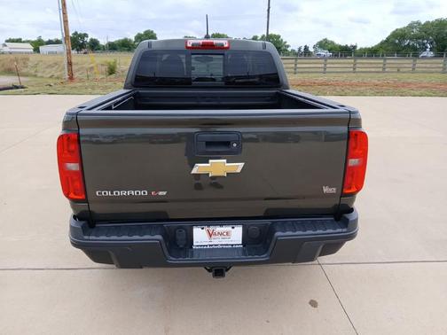 Deepwood Green Metallic 2018 Chevrolet Colorado ZR2