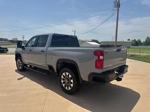 Slate Gray Metallic 2024 Chevrolet Silverado 2500 Custom