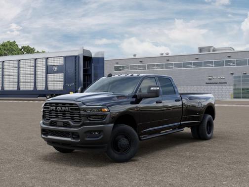 Diamond Black 2026 RAM 3500 Tradesman