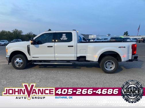 Oxford White 2025 Ford F-350 XLT
