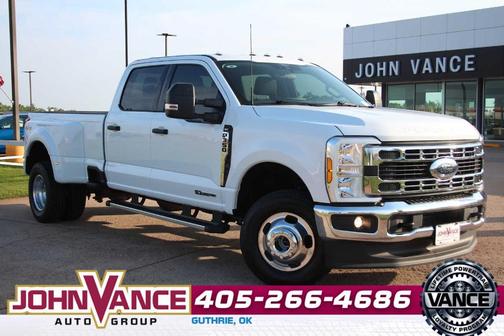 Oxford White 2025 Ford F-350 XLT