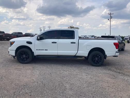 2018 Nissan Titan XD SL