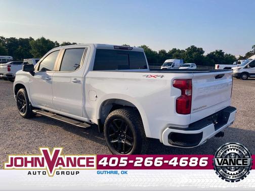 Summit White 2025 Chevrolet Silverado 1500 RST