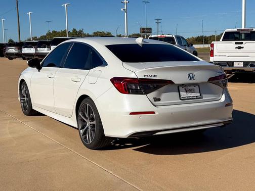 2022 Honda Civic Touring