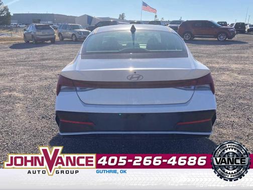 2025 Hyundai ELANTRA SEL Convenience