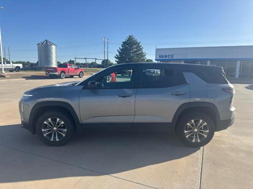 Sterling Gray Metallic 2025 Chevrolet Equinox LT