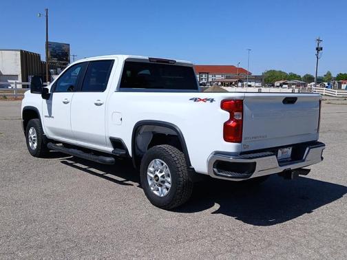 Summit White 2020 Chevrolet Silverado 2500 LT