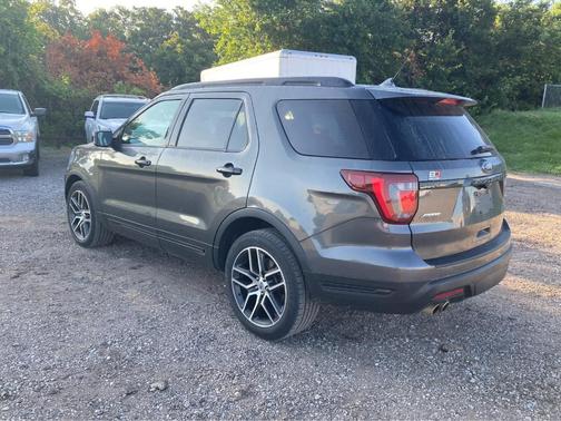2019 Ford Explorer sport