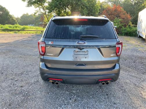 2019 Ford Explorer sport